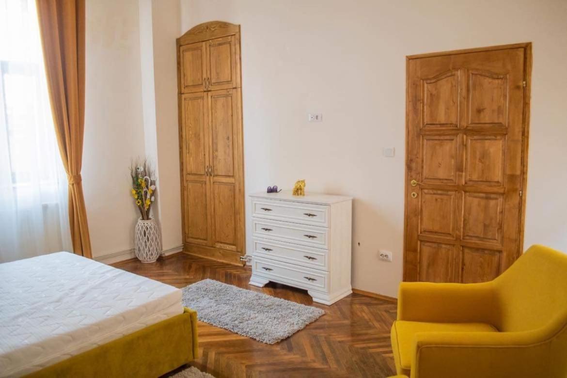 Ferienwohnung Apartament Luxor Turda Exterior foto